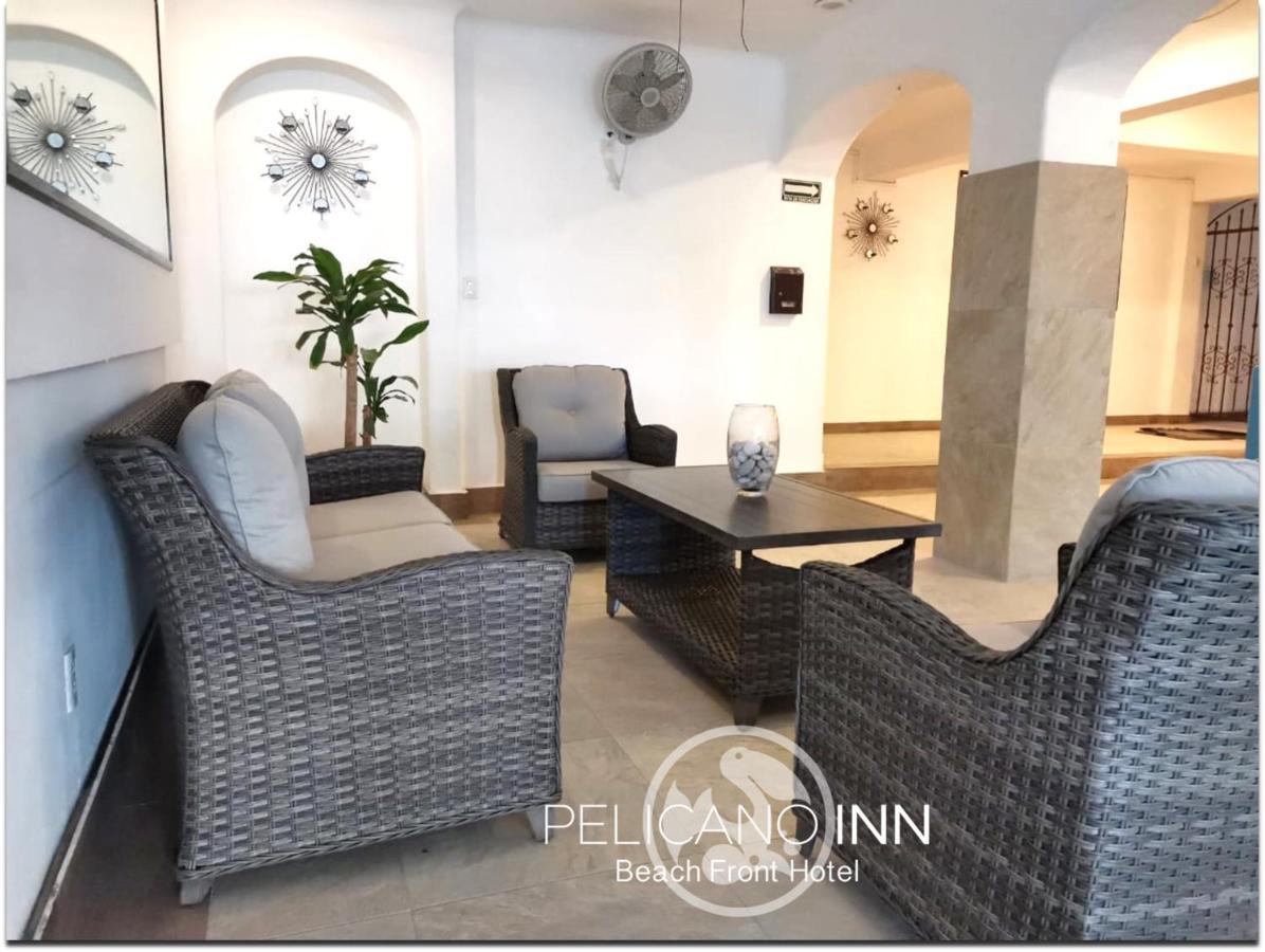 Pelicano Inn Playa Del Carmen - Beachfront Hotel Buitenkant foto